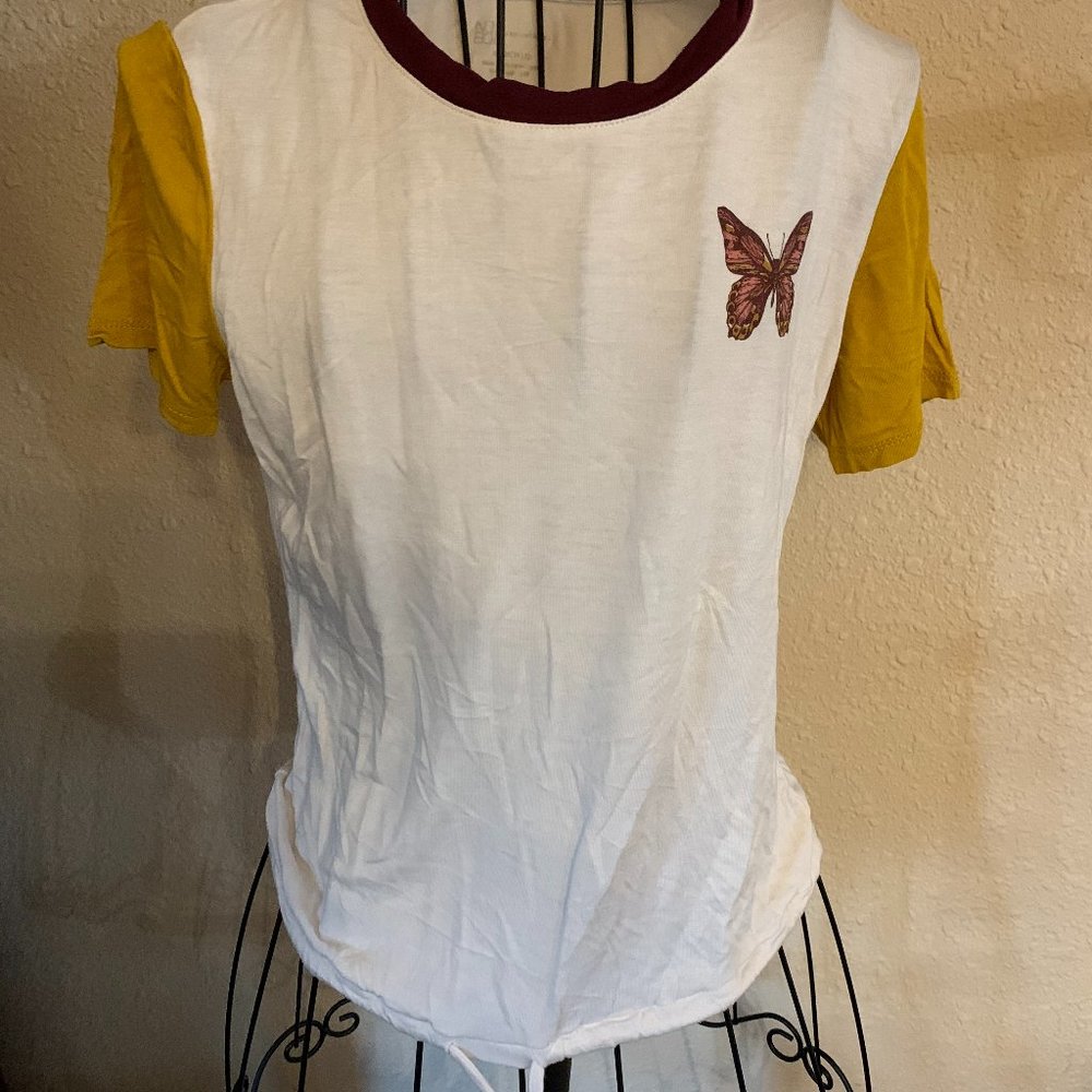 No Boundaries Ladies size XS White Drawstring T-Shirt with Butterfly